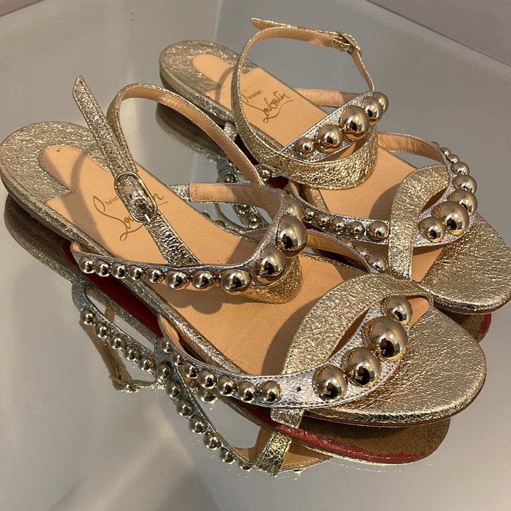 Christian Louboutin ❤️ two tone gold & silver flat sandals size 36/6